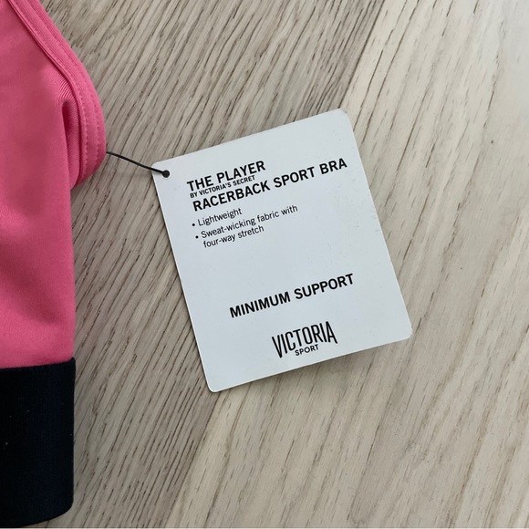 Victoria Secret The Player Racerback Sport Bra - Small - BNWT - Picture 2 of 8